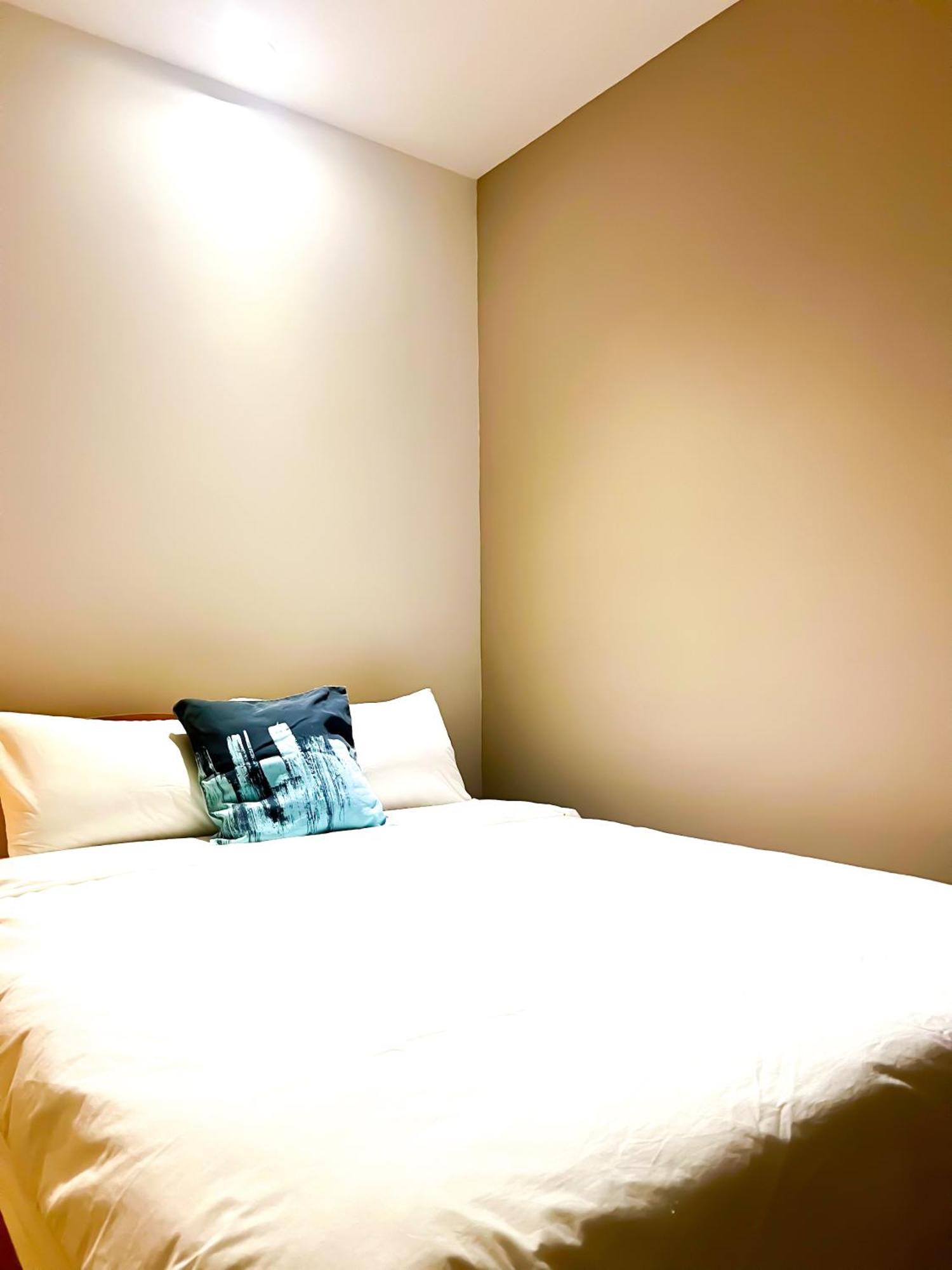 Zhuji Hostel Donggang Bagian luar foto