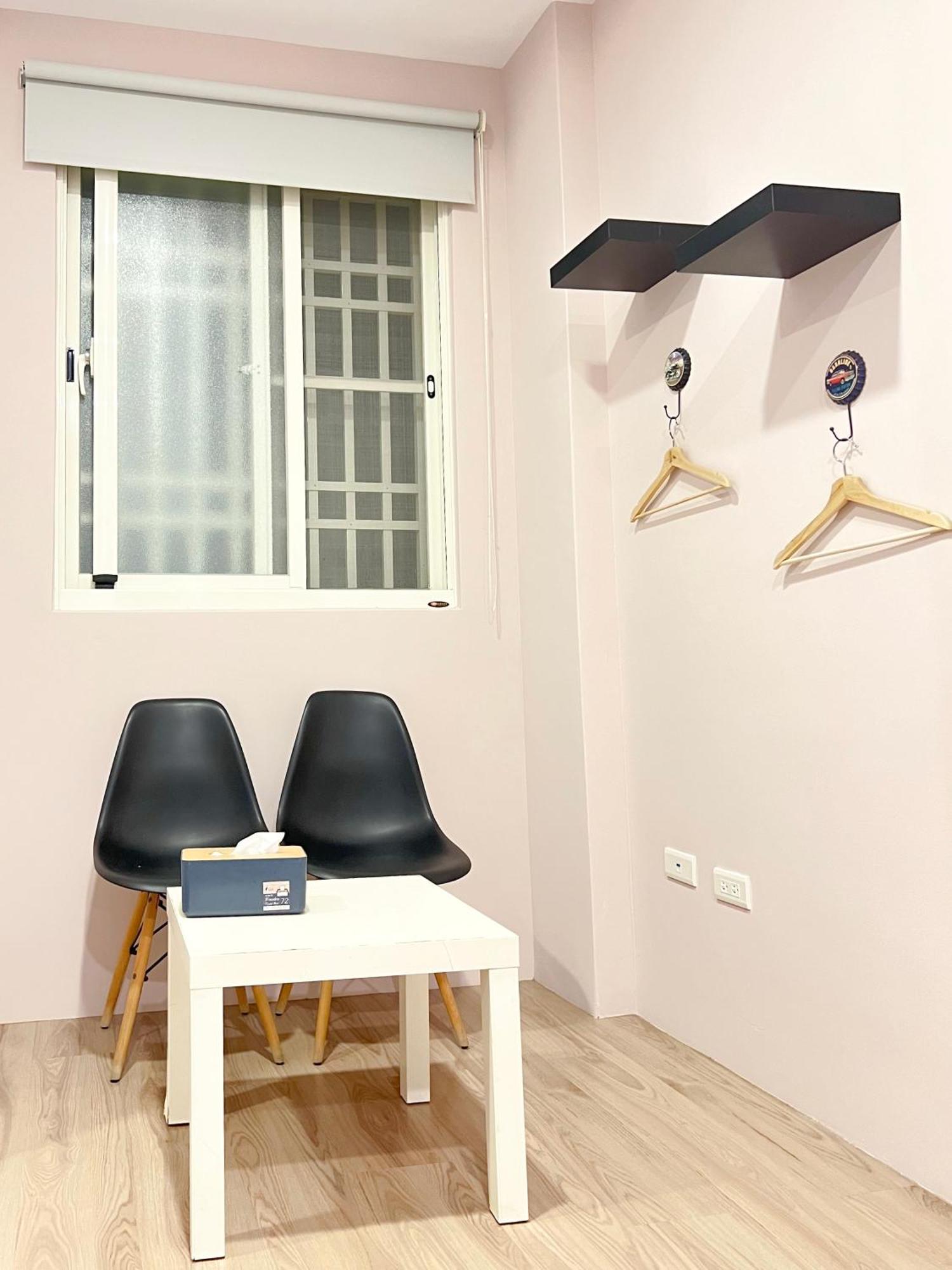 Zhuji Hostel Donggang Bagian luar foto
